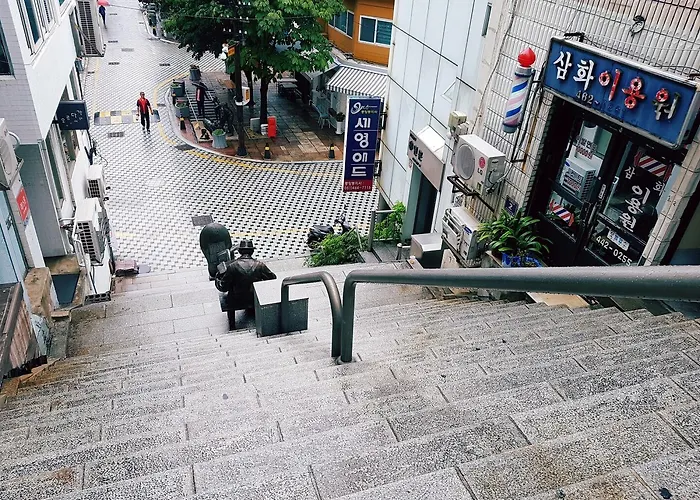 Dandi 招待所 *